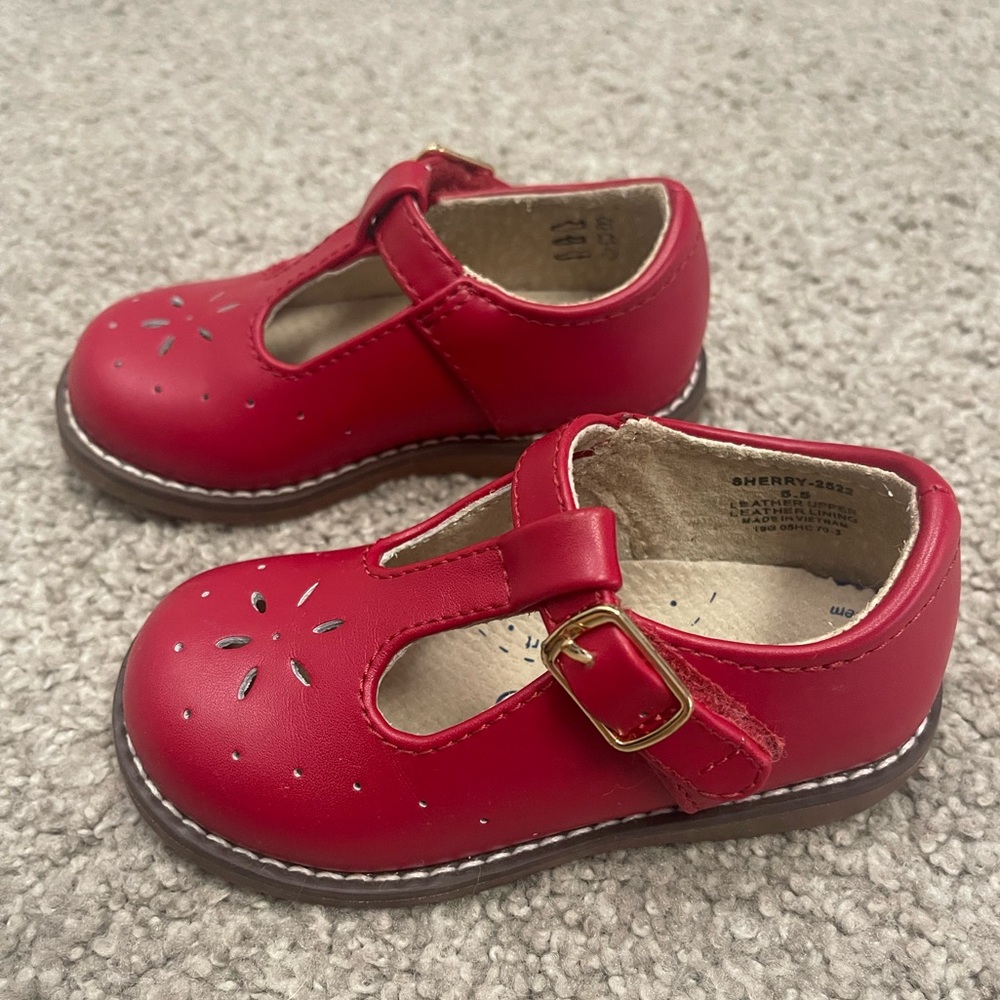 Footmates Wide Sherry, Apple Red Mary Janes